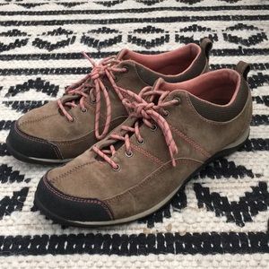 L.L.Bean hiking sneakers Women’s size 8